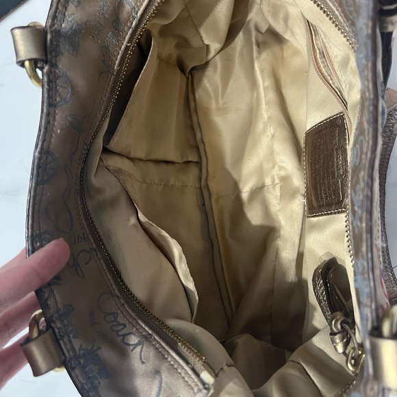 Vintage Coach patchwork tote - Picture 4 of 6